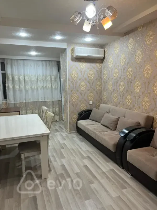 Kirayə verilir 2 otaqlı yeni tikili 50 m²