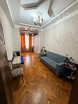 Kirayə verilir 3 otaqlı köhnə tikili 105 m² — Bakı, Xətai 3 otaq 105.00 m²