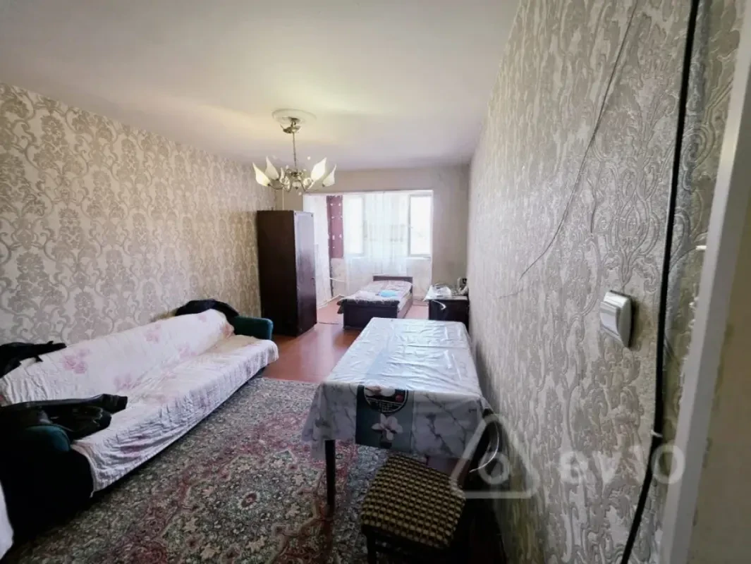 Satılır 1 otaqlı köhnə tikili 35 m²