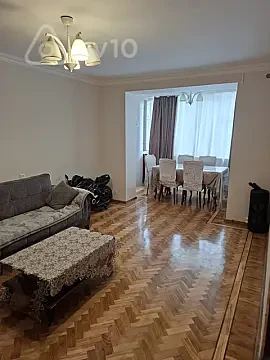 Satılır 3 otaqlı köhnə tikili 65 m² — Bakı, Yasamal 3 otaq 65.00 m²