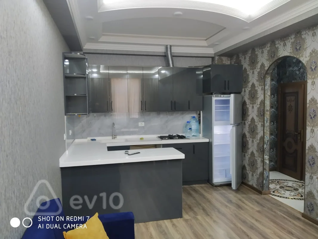 Kirayə verilir 2 otaqlı yeni tikili 47 m²