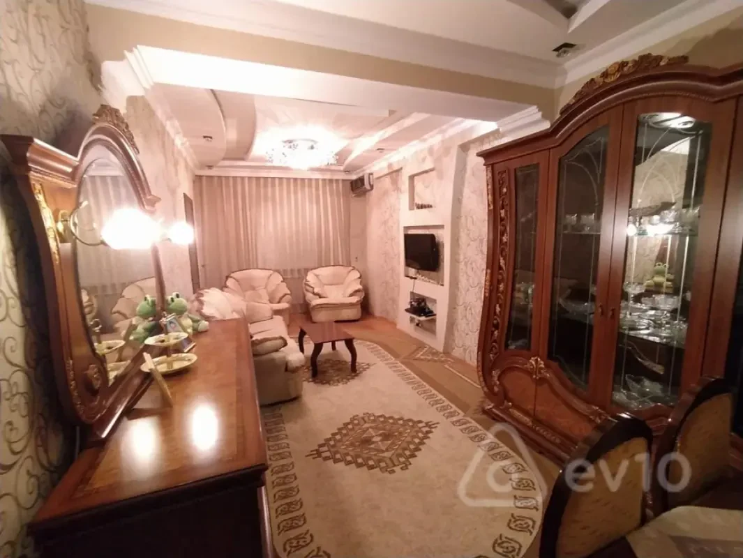 Kirayə verilir 3 otaqlı yeni tikili 68 m²