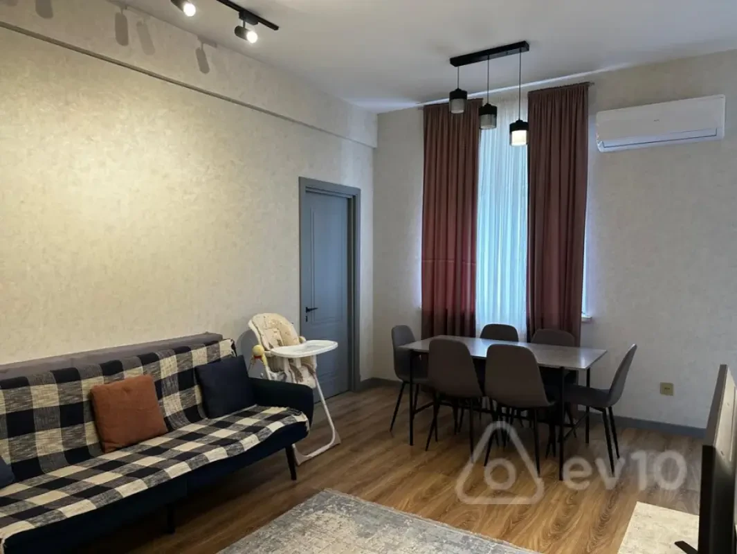 Satılır 3 otaqlı yeni tikili 60 m²
