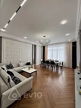 Kirayə verilir 3 otaqlı yeni tikili 130 m² — Bakı, Nərimanov 3 otaq 130.00 m²