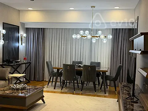 Kirayə verilir 4 otaqlı yeni tikili 200 m² — Bakı, Nəsimi 4 otaq 200.00 m²