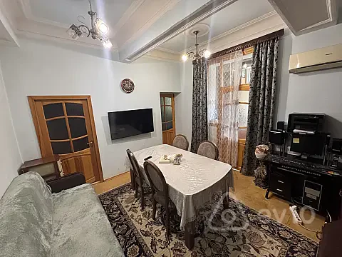 Kirayə verilir 2 otaqlı köhnə tikili 47 m² — Bakı, Nizami 2 otaq 47.00 m²