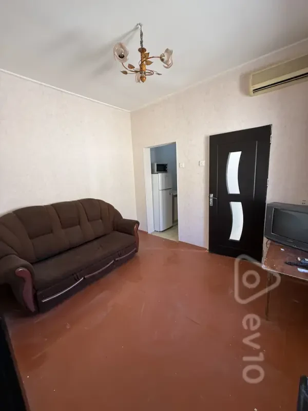 Satılır 2 otaqlı həyət evi 27 m²