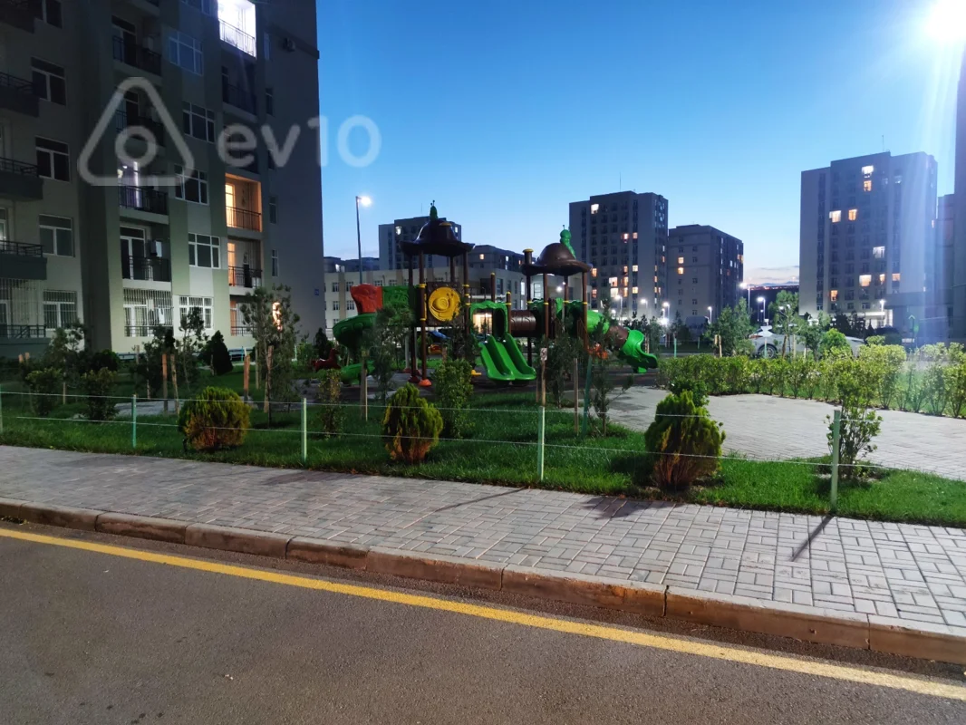 Satılır 4 otaqlı yeni tikili 115 m²