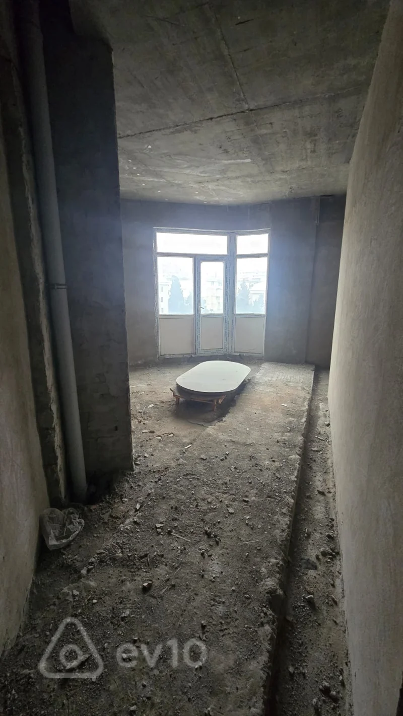 Satılır 3 otaqlı yeni tikili 118 m²