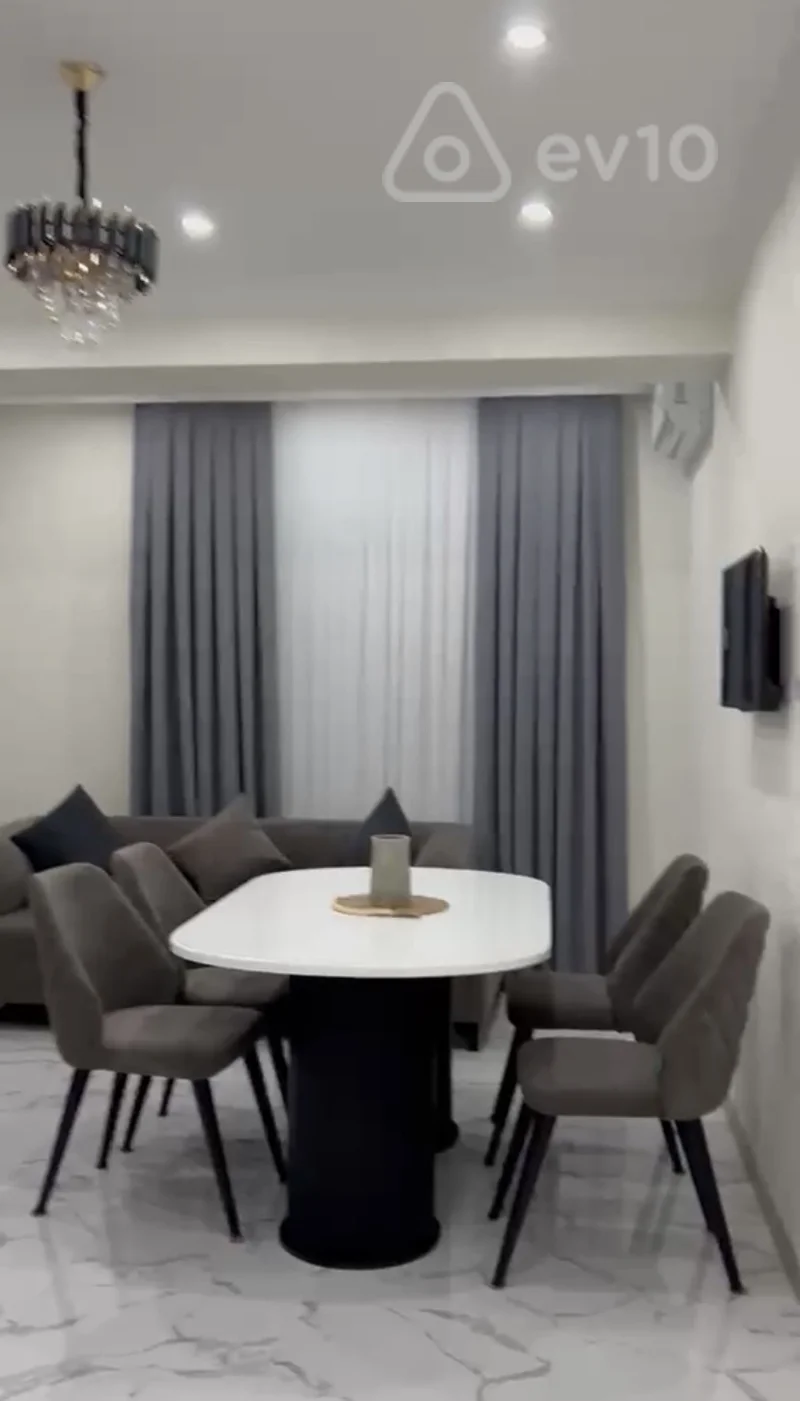 Kirayə verilir 2 otaqlı yeni tikili 56 m²
