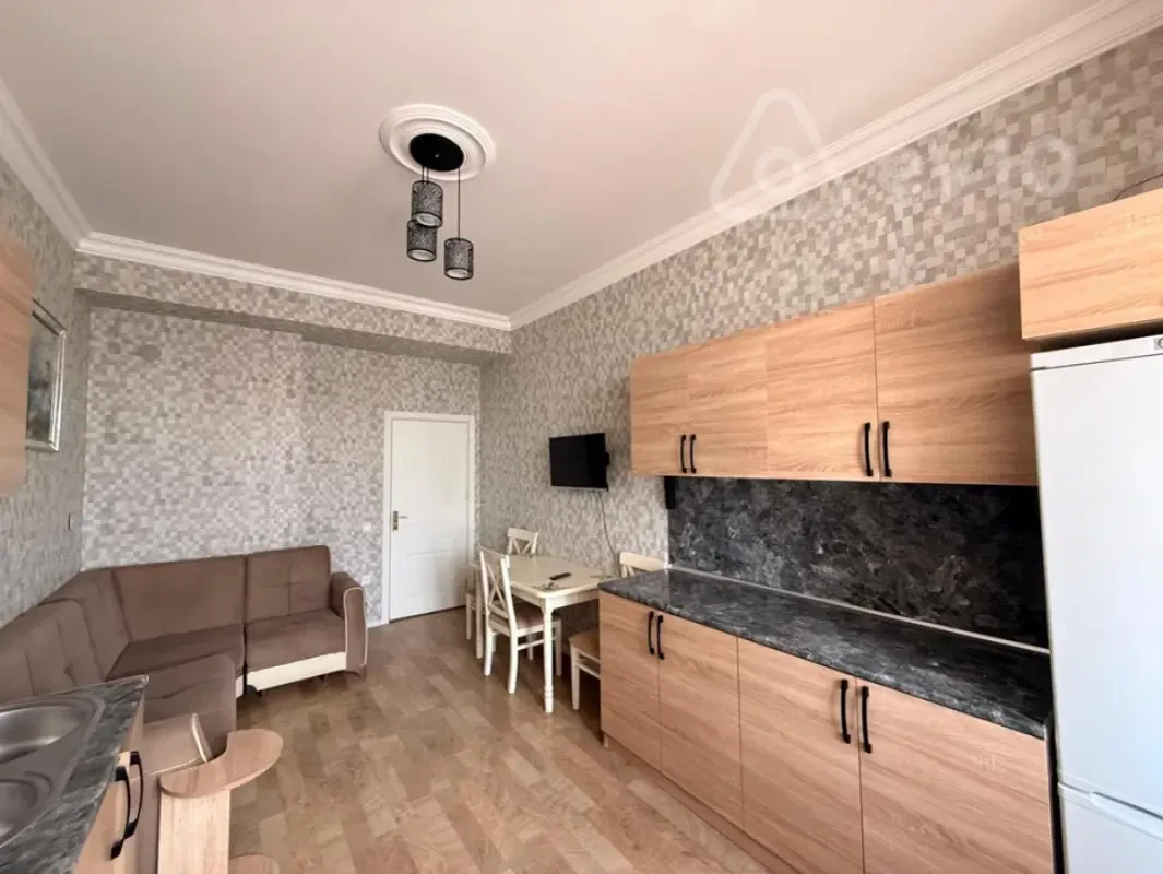 Kirayə verilir 2 otaqlı yeni tikili 60 m²