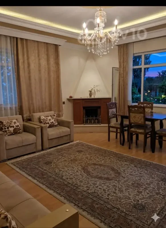 Kirayə verilir 2 otaqlı köhnə tikili 60 m²