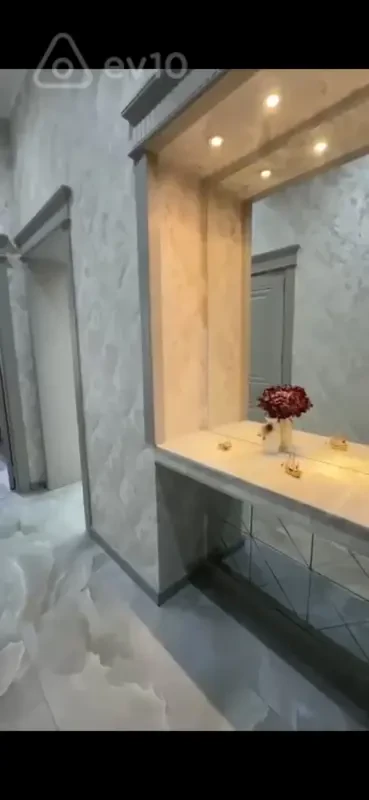 Kirayə verilir 2 otaqlı yeni tikili 60 m²