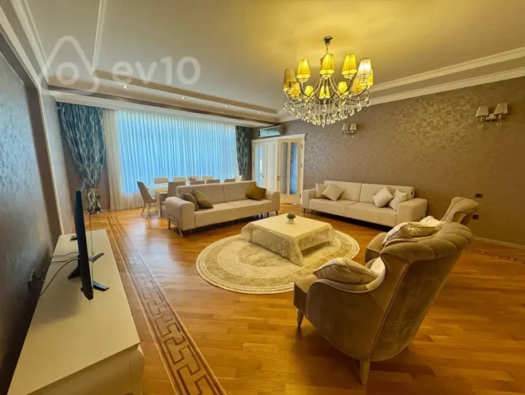 Kirayə verilir 4 otaqlı yeni tikili 170 m²