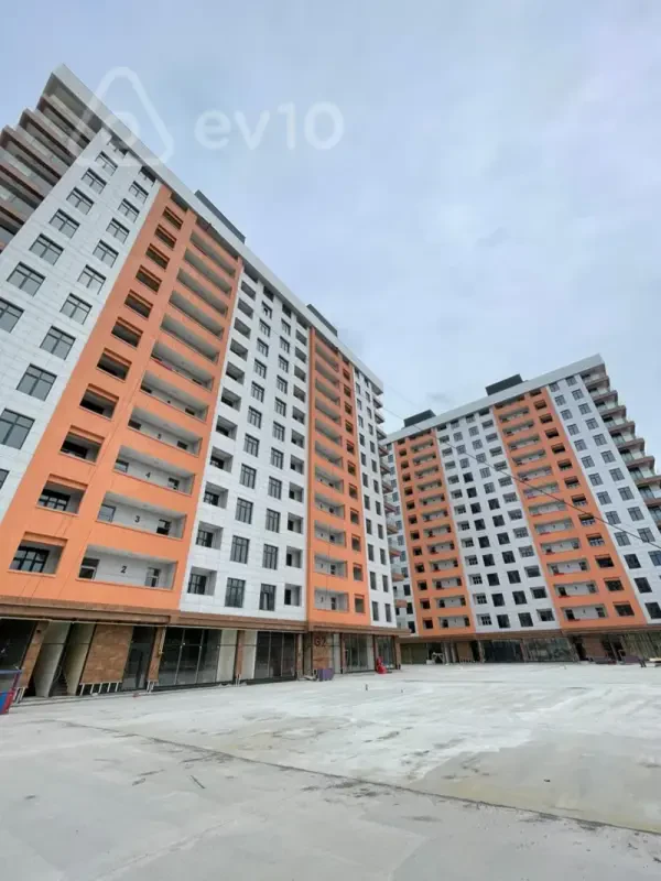 Satılır 1 otaqlı yeni tikili 45.5 m²