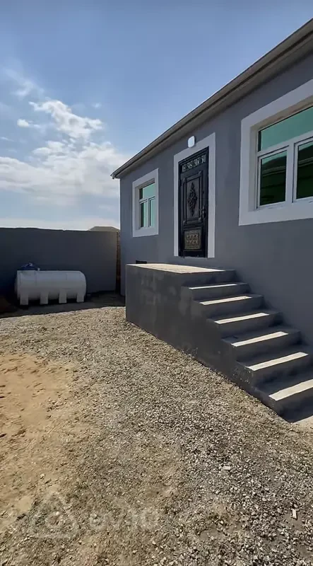Satılır 3 otaqlı həyət evi 110 m²