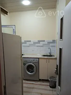 Kirayə verilir 1 otaqlı köhnə tikili 35 m² — Bakı, Binəqədi 1 otaq 35.00 m²