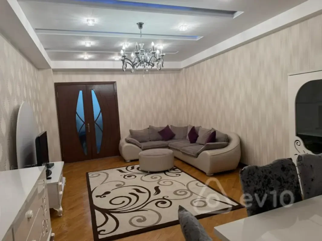 Kirayə verilir 3 otaqlı yeni tikili 110 m²