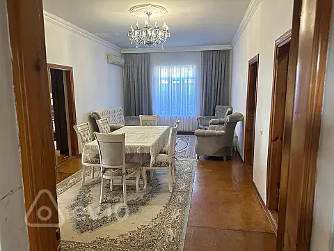 Kirayə verilir 4 otaqlı həyət evi 120 m² — Bakı, Səbail 4 otaq 120.00 m²