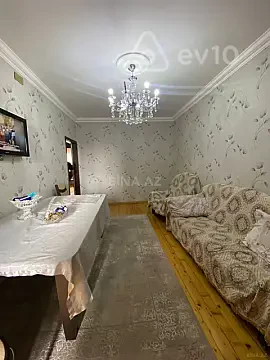 Satılır 3 otaqlı köhnə tikili 70 m² — Bakı, Nizami 3 otaq 70.00 m²