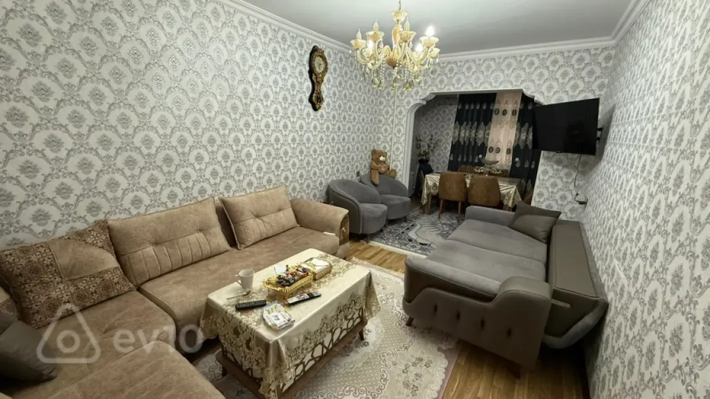 Satılır 3 otaqlı köhnə tikili 85 m²