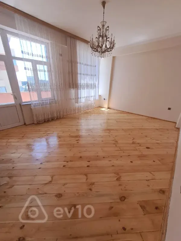 Kirayə verilir 2 otaqlı yeni tikili 98 m²