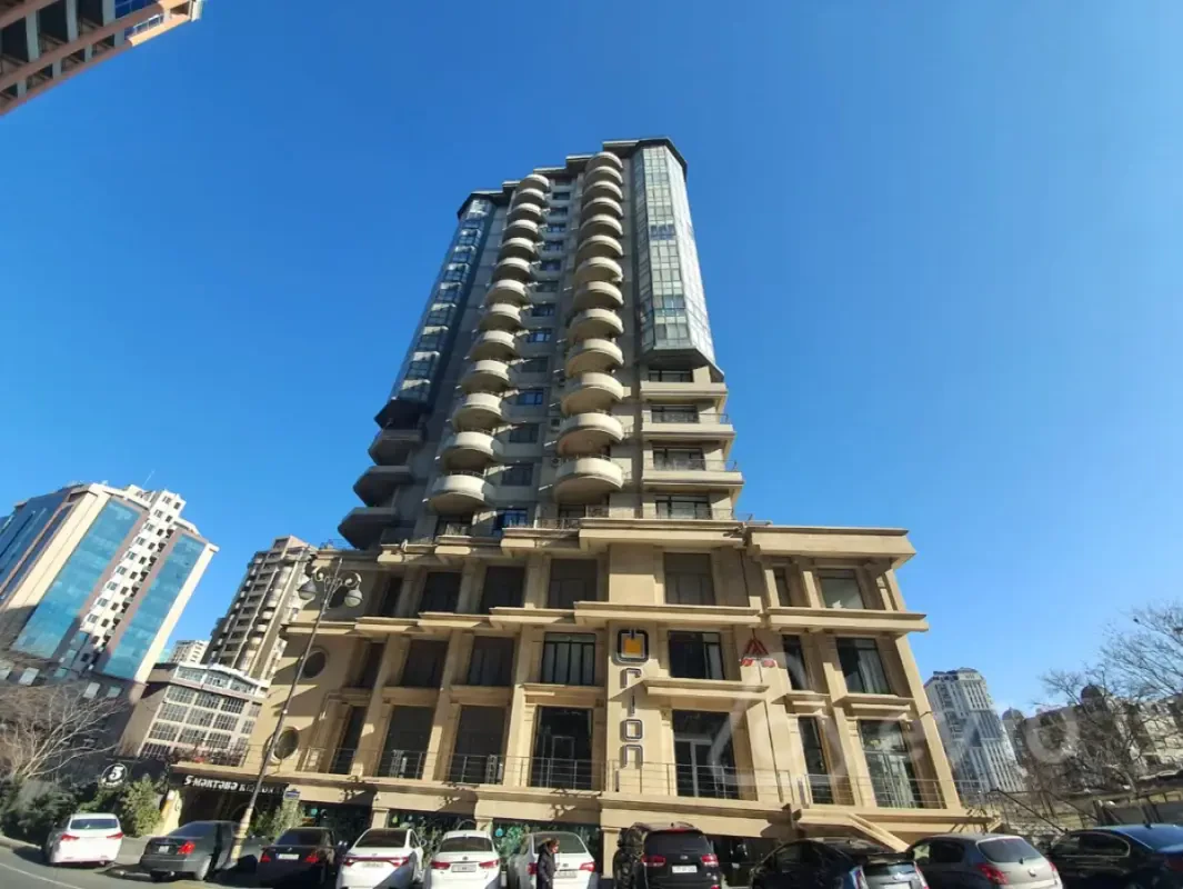 Kirayə verilir 2 otaqlı yeni tikili 125 m²