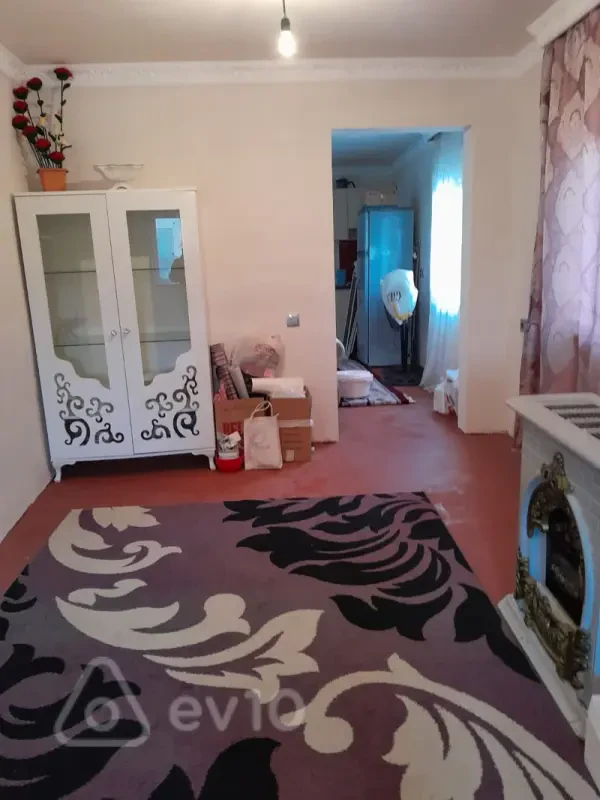Kirayə verilir 2 otaqlı həyət evi 80 m²