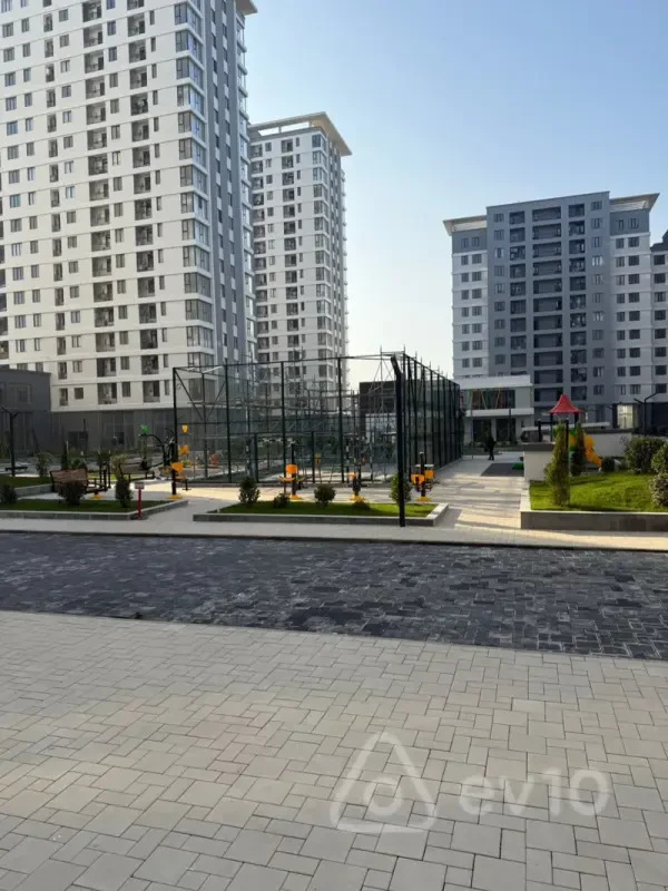 Kirayə verilir 2 otaqlı yeni tikili 50.5 m²