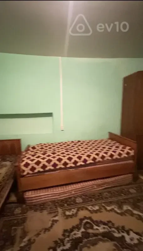 Kirayə verilir 1 otaqlı həyət evi 30 m²