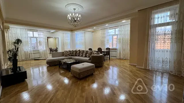 Kirayə verilir 3 otaqlı yeni tikili 176 m² — Bakı, Nəsimi 3 otaq 176.00 m²