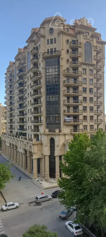 Satılır 4 otaqlı yeni tikili 237 m²