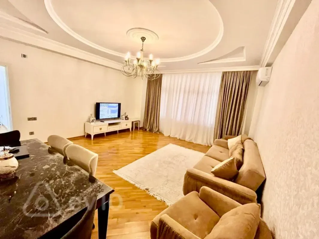 Satılır 3 otaqlı yeni tikili 117 m²