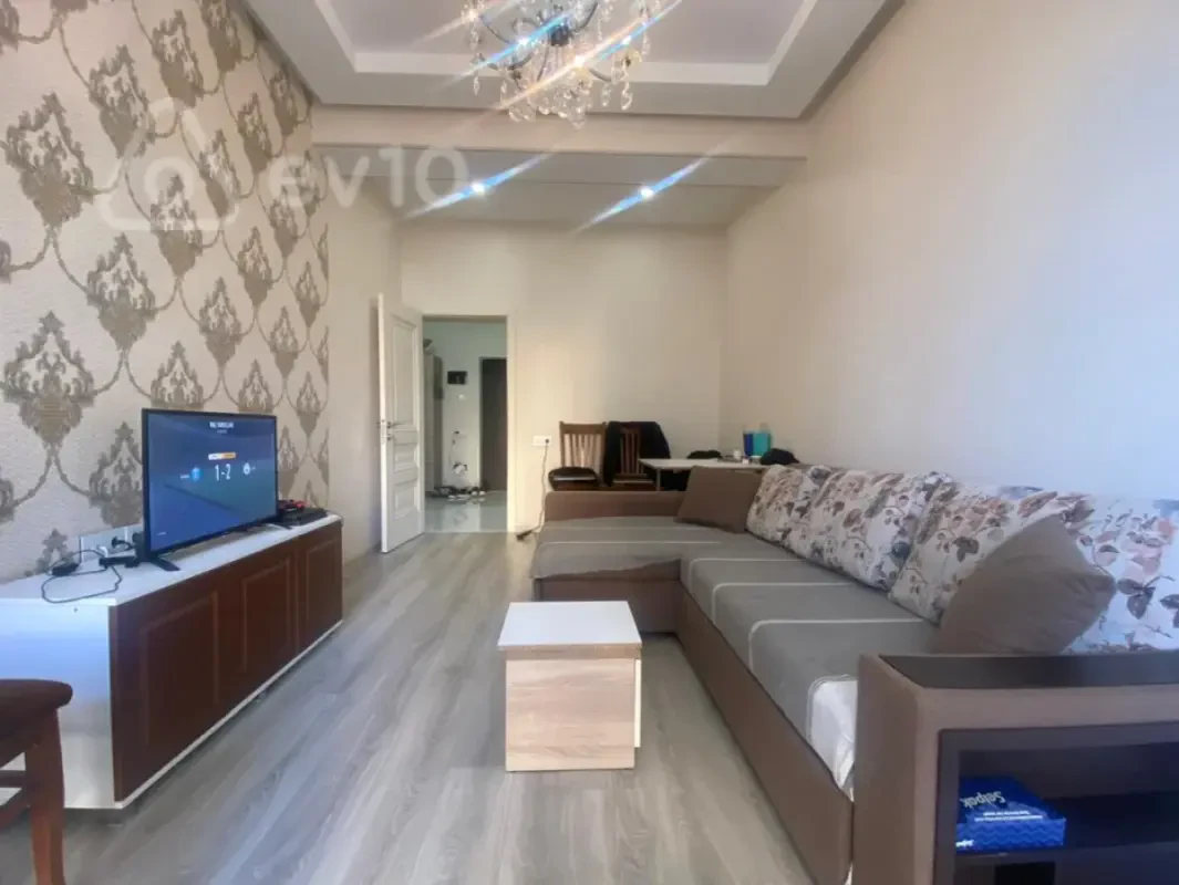 Kirayə verilir 2 otaqlı yeni tikili 64 m²
