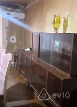 Kirayə verilir 3 otaqlı köhnə tikili 85 m² — Bakı, Yasamal 3 otaq 85.00 m²