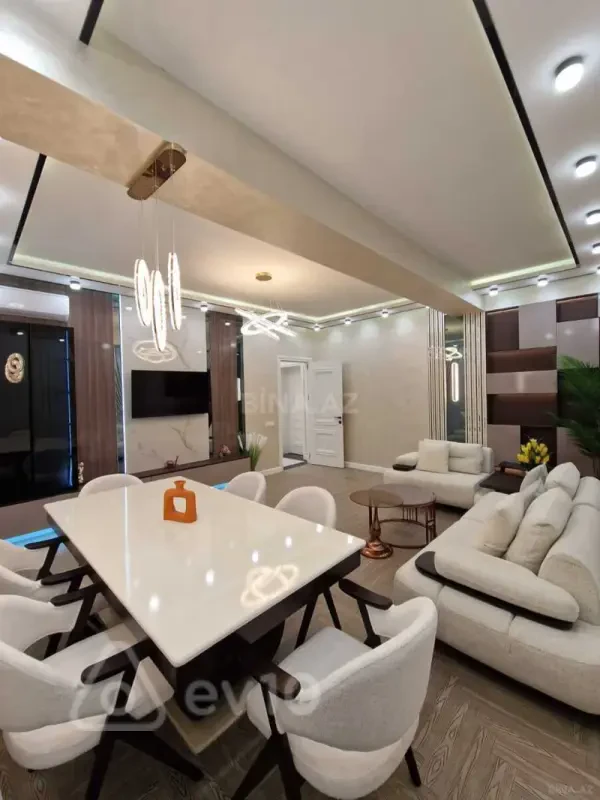 Kirayə verilir 3 otaqlı yeni tikili 140 m²