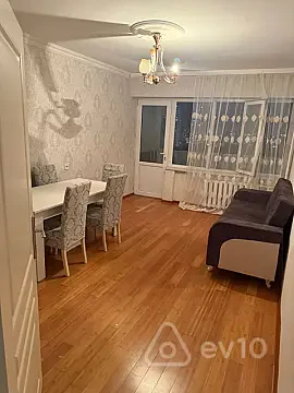 Kirayə verilir 2 otaqlı köhnə tikili 70 m² — Bakı, Yasamal 2 otaq 70.00 m²