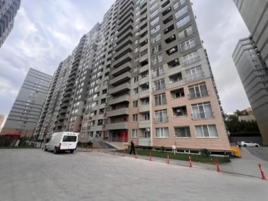 Satılır 2 otaqlı yeni tikili 50 m²