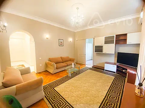 Kirayə verilir 2 otaqlı köhnə tikili 73 m² — Bakı, Nəsimi 2 otaq 73.00 m²
