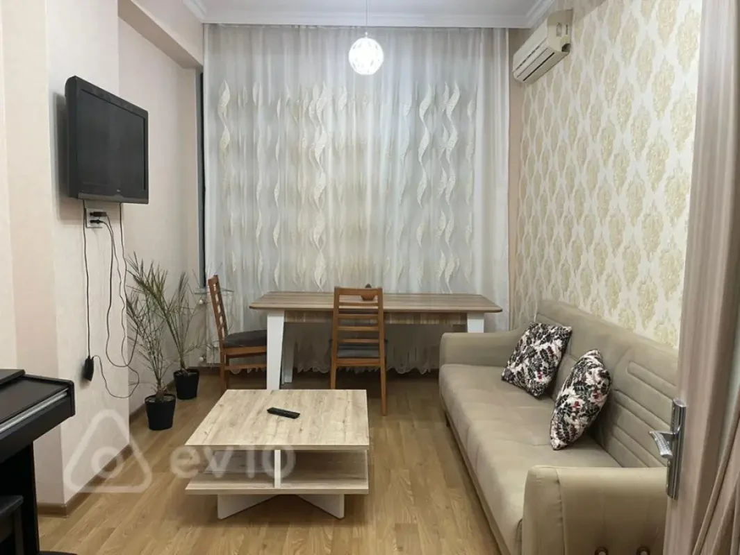 Kirayə verilir 3 otaqlı yeni tikili 85 m²