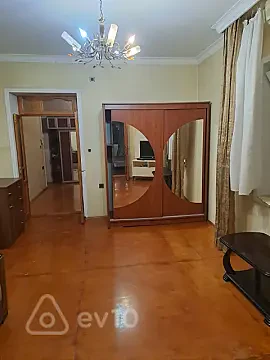 Kirayə verilir 2 otaqlı köhnə tikili 55 m² — Bakı, Binəqədi 2 otaq 55.00 m²