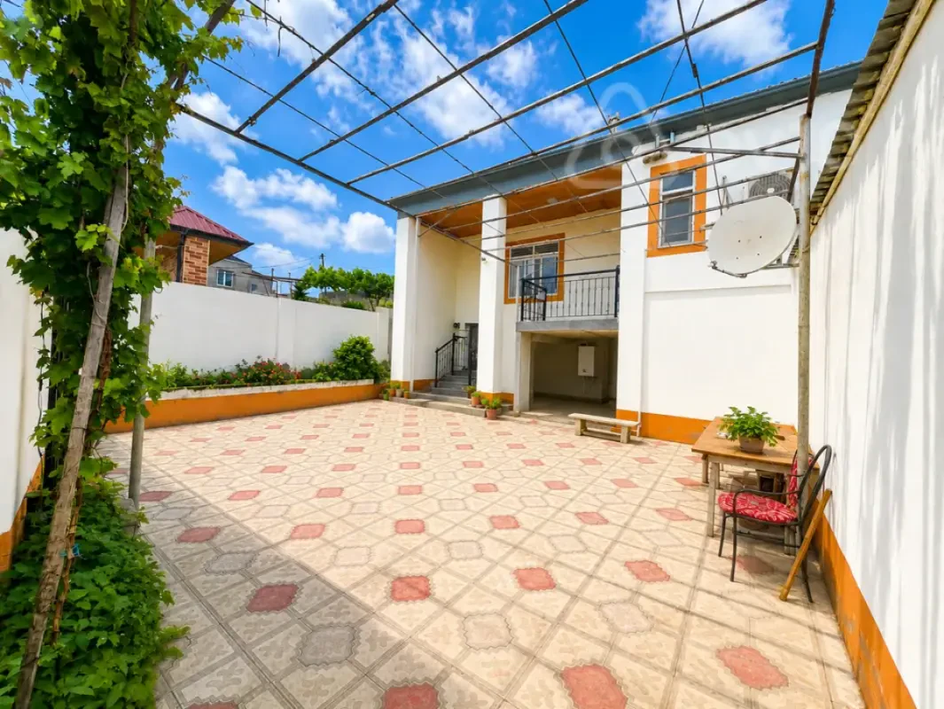 Satılır 3 otaqlı həyət evi 110 m²