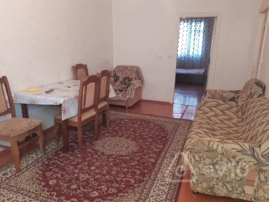 Kirayə verilir 3 otaqlı köhnə tikili 49 m²
