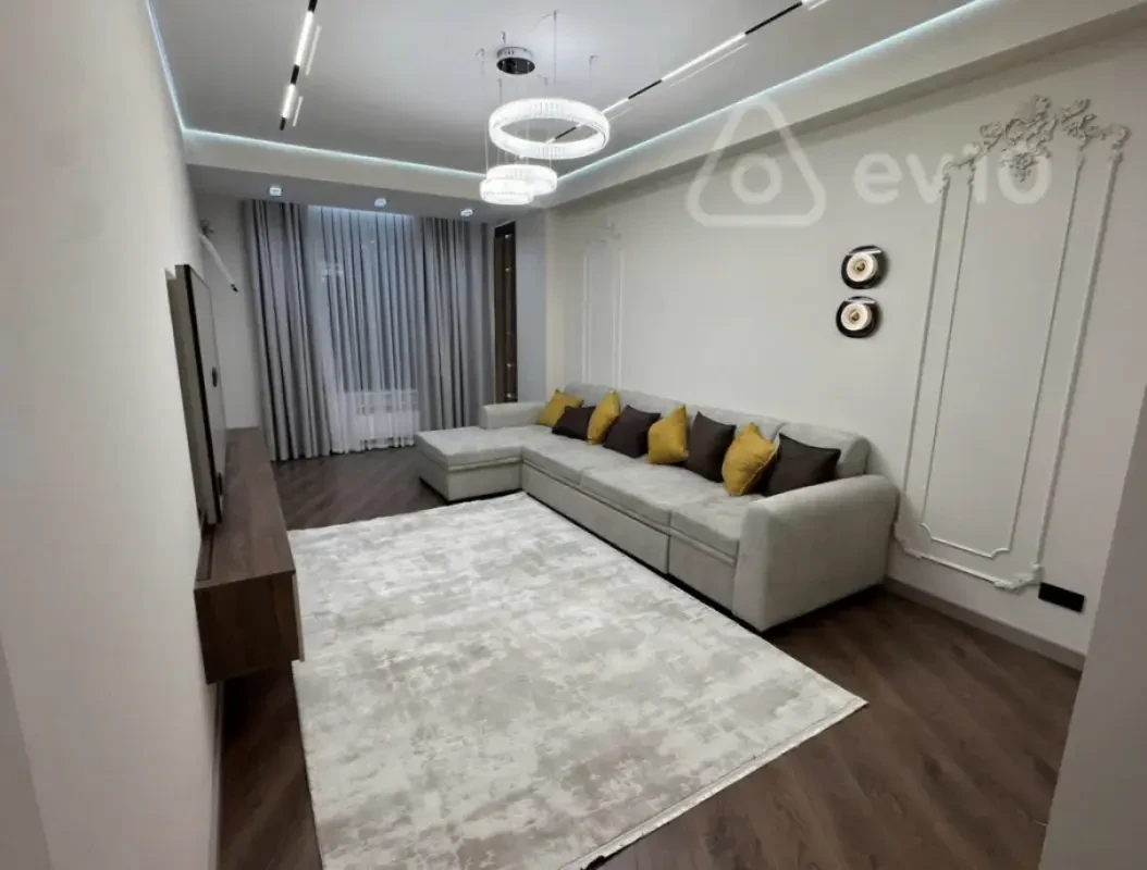 Kirayə verilir 2 otaqlı yeni tikili 80 m²