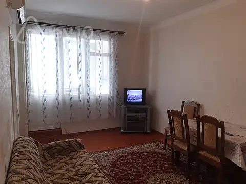 Kirayə verilir 3 otaqlı köhnə tikili 65 m² — Bakı, Nəsimi 3 otaq 65.00 m²