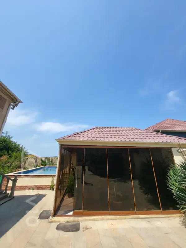 Kirayə verilir 4 otaqlı həyət evi 100 m²