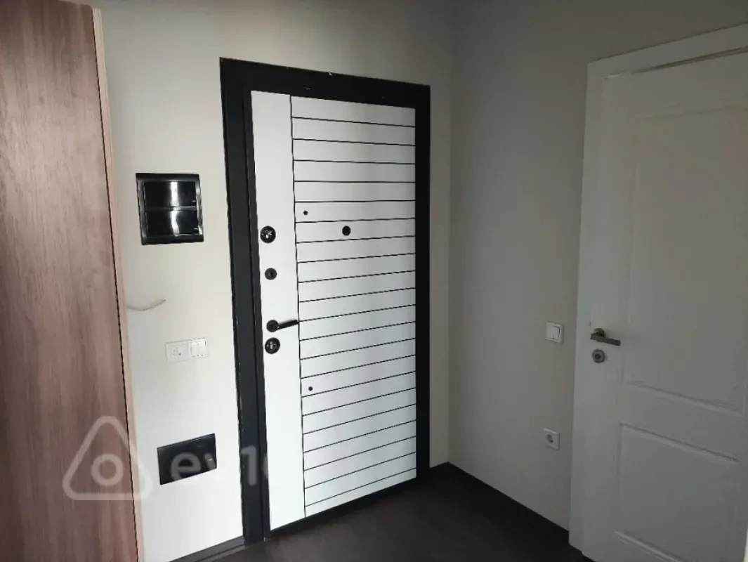 Kirayə verilir 2 otaqlı yeni tikili 55 m²