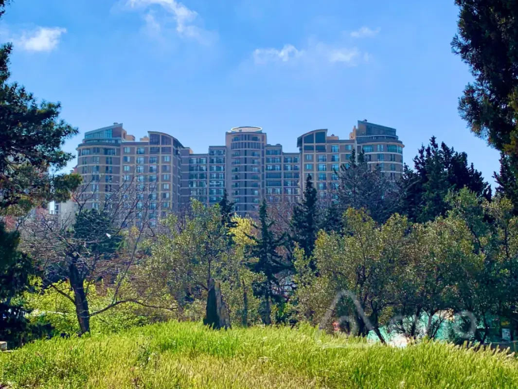 Satılır 4 otaqlı yeni tikili 197 m²