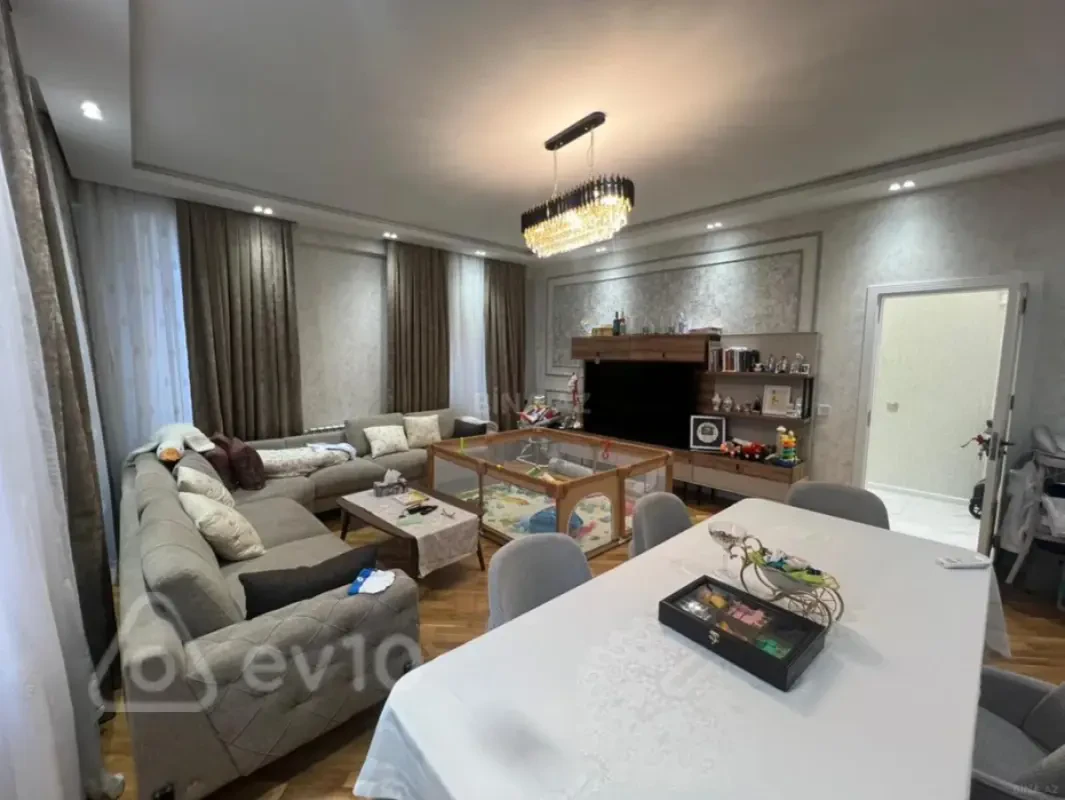 Kirayə verilir 2 otaqlı yeni tikili 60 m²