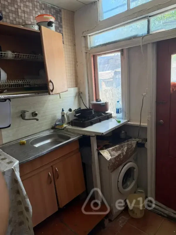 Kirayə verilir 2 otaqlı həyət evi 35 m²